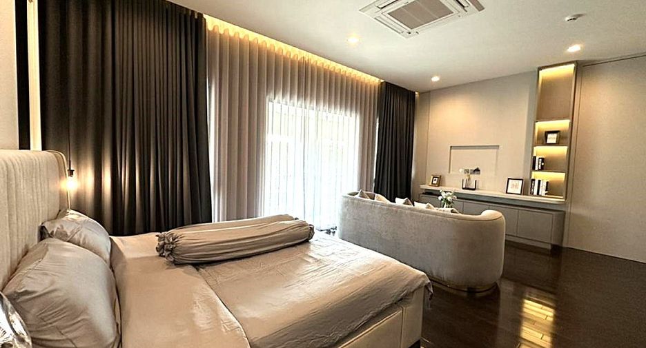 For rent 5 bedrooms house in Lat Krabang, Bangkok