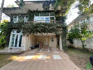 For Rent 4 Bedroom House In Mueang Chiang Mai