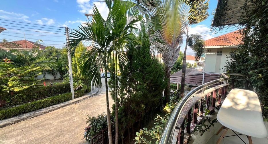 For rent 4 bedrooms house in Mueang Chiang Mai, Chiang Mai