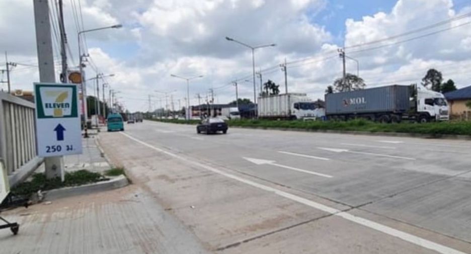 For sale warehouse in Si Racha, Chonburi