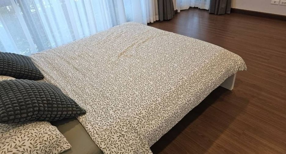 Haus zur Miete mit 4 Zimmer in Bang Phli, Samut Prakan