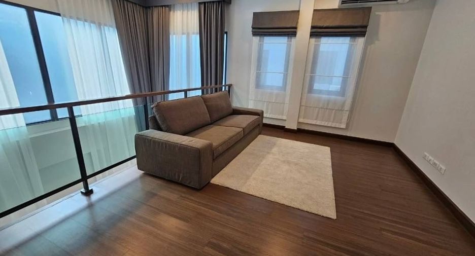 Haus zur Miete mit 4 Zimmer in Bang Phli, Samut Prakan