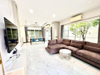For rent 3 bedrooms house in Phasi Charoen, Bangkok