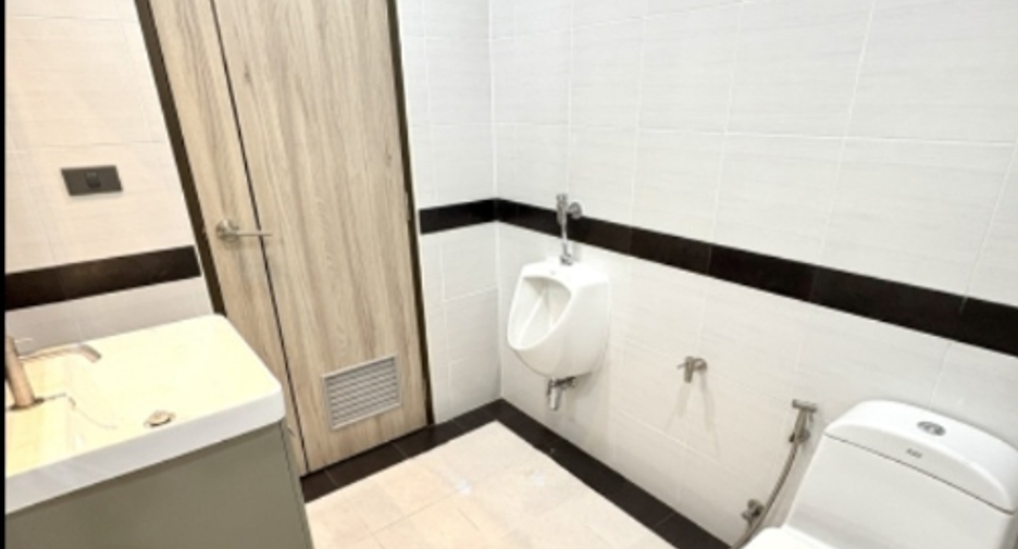 For rent 3 bedrooms house in Phasi Charoen, Bangkok