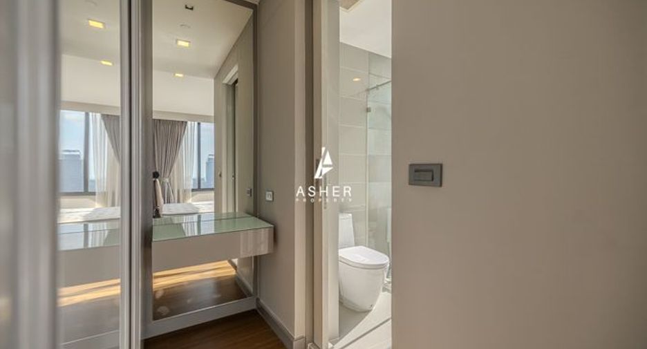 For sale 2 bedrooms condo in Bang Rak, Bangkok