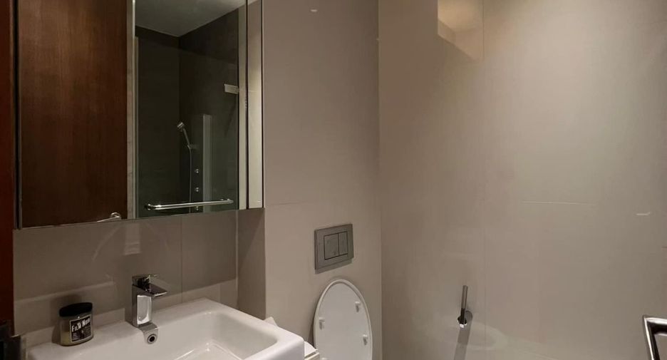 For rent and for sale 2 bedrooms condo in Khlong Toei, Bangkok