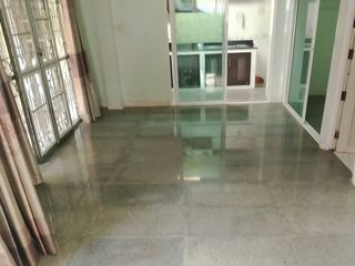 出售 4 卧室 独立屋 在 Mueang Pathum Thani, Pathum Thani