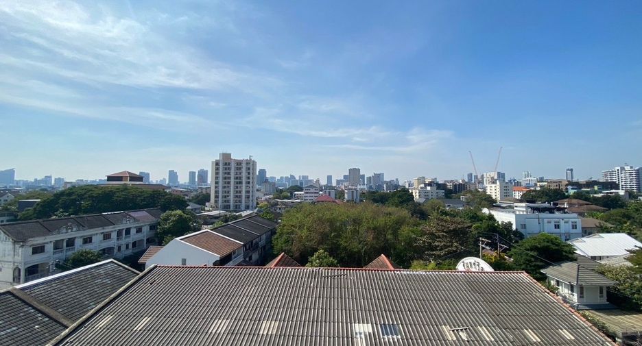 For sale 1 Beds condo in Lat Phrao, Bangkok