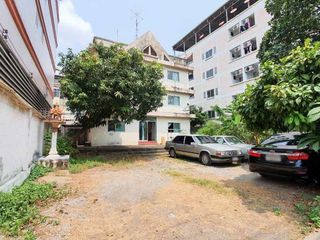 For sale 5 Beds house in Bang Sue, Bangkok
