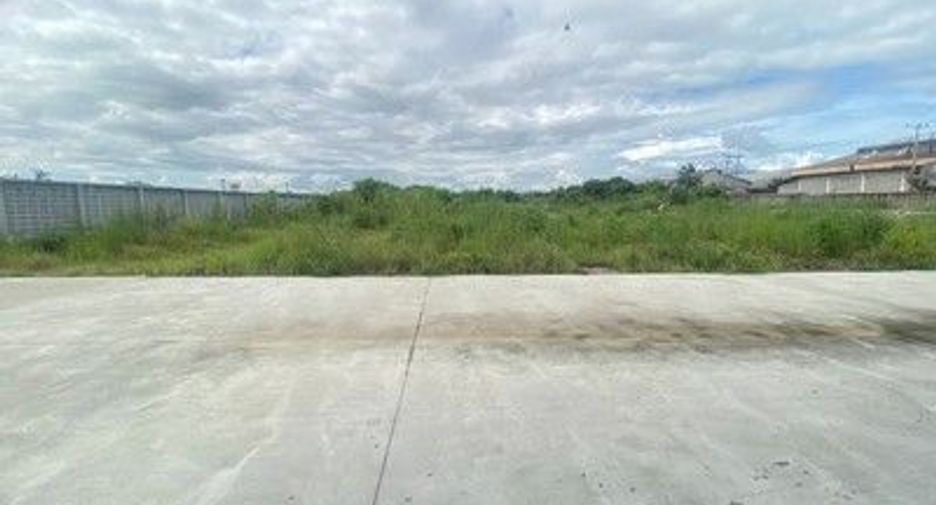 For sale 1 bed retail Space in Mueang Samut Sakhon, Samut Sakhon