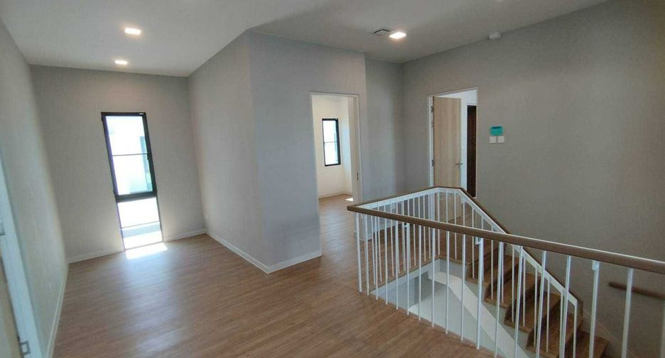 Haus zum Kauf mit 4 Zimmer in Bang Phli, Samut Prakan