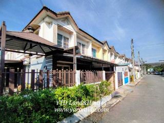 For sale 3 Beds townhouse in Krathum Baen, Samut Sakhon