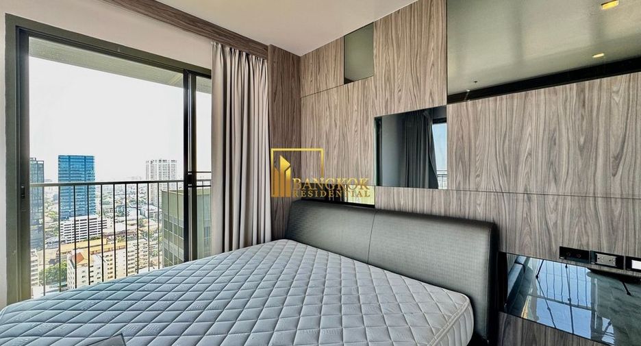 For rent 3 bedrooms condo in Watthana, Bangkok
