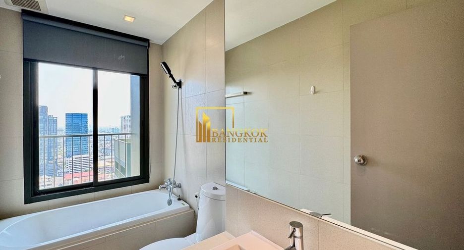 For rent 3 bedrooms condo in Watthana, Bangkok