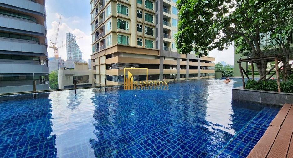 For rent 3 bedrooms condo in Watthana, Bangkok