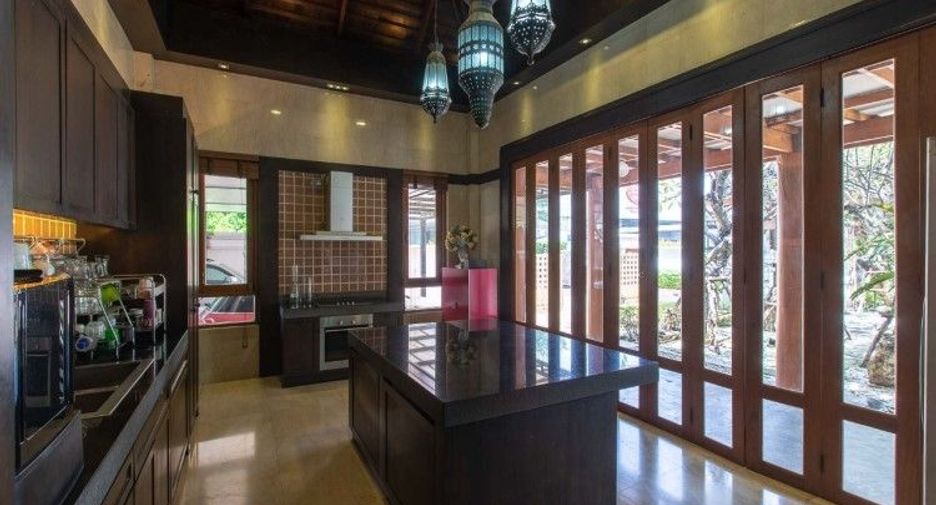 Casa en venta de 5 habitaciones en Bueng Kum, Bangkok