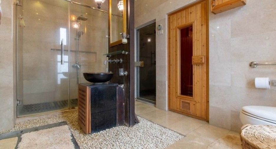 Casa en venta de 5 habitaciones en Bueng Kum, Bangkok