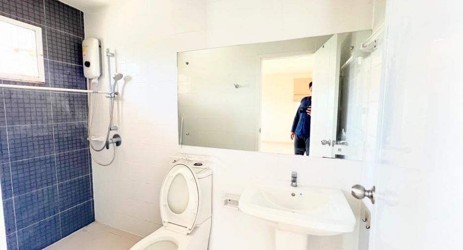 For sale 3 ベッドルーム house in Bang Sao Thong, Samut Prakan