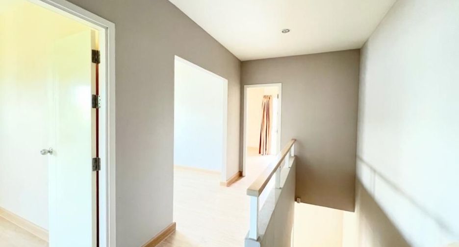 For sale 3 ベッドルーム house in Bang Sao Thong, Samut Prakan