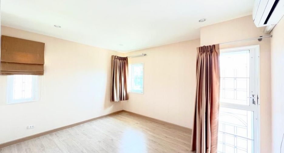 For sale 3 ベッドルーム house in Bang Sao Thong, Samut Prakan