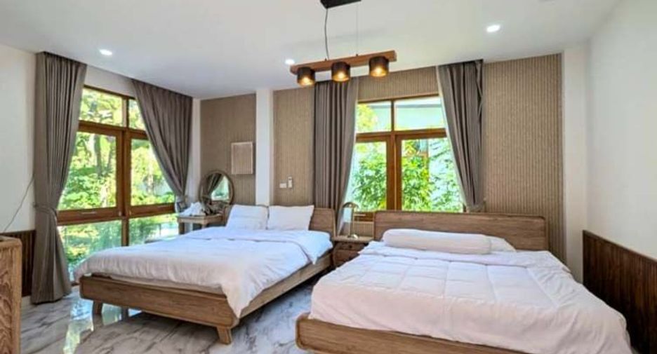 For rent 8 bedrooms house in Hang Dong, Chiang Mai