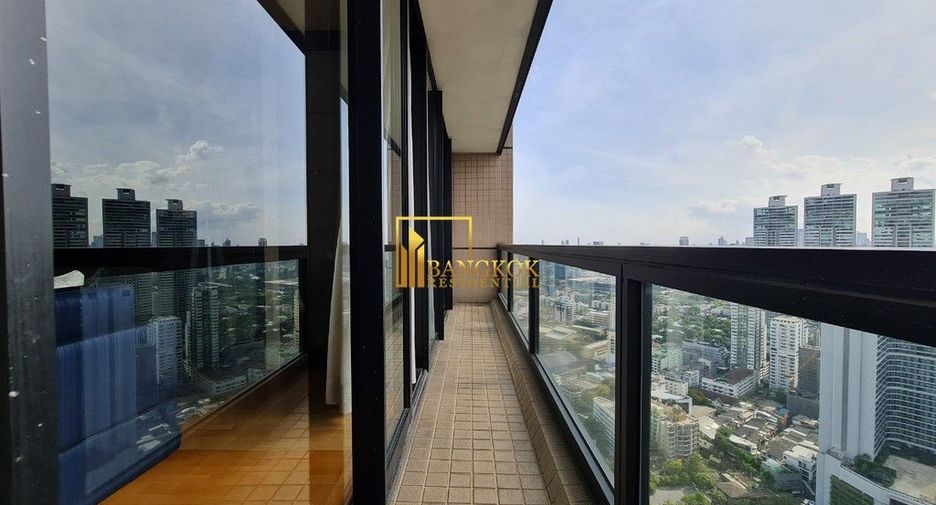 For rent 2 ベッドルーム serviced apartment in Khlong Toei, Bangkok