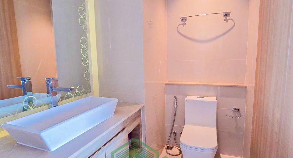For sale 1 bed condo in Bang Lamung, Chonburi