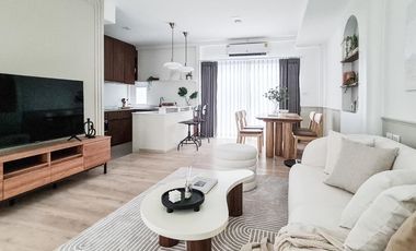 For rent 3 bedrooms townhouse in Prawet, Bangkok