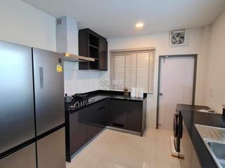 À louer et à vendre 4 chambres maison à Bang Phli, Samut Prakan