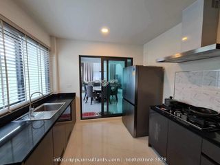 À louer et à vendre 4 chambres maison à Bang Phli, Samut Prakan