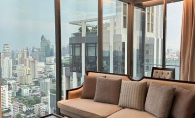 For rent 3 bed condo in Khlong Toei, Bangkok