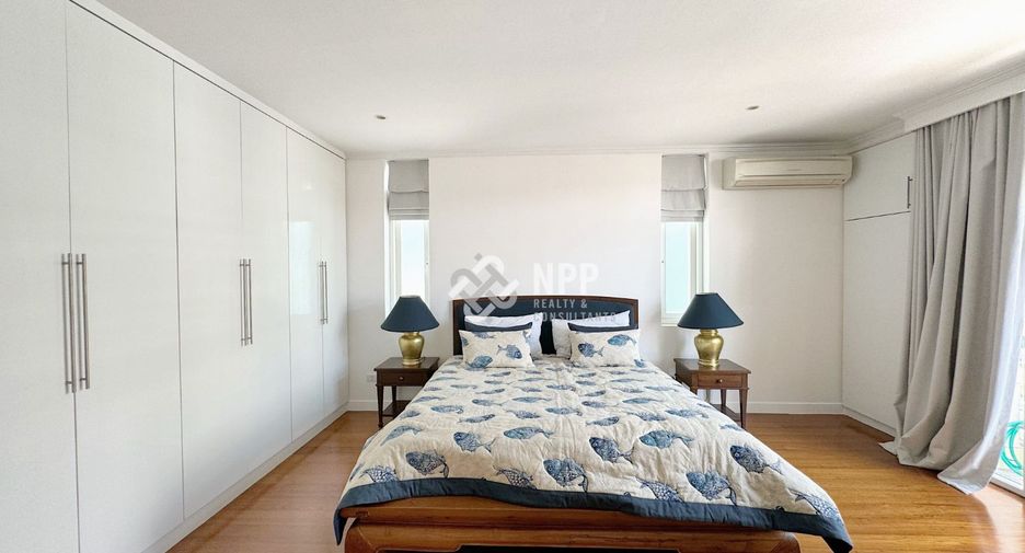 Haus zur Miete mit 3 Zimmer in Watthana, Bangkok