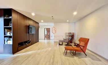 For sale 3 bed condo in Khlong Toei, Bangkok