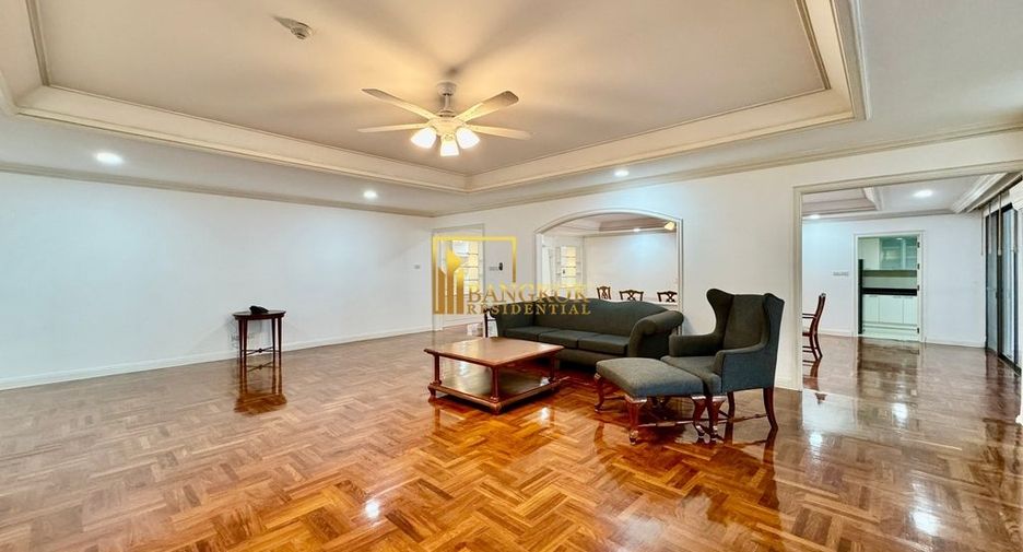 À louer 4 chambres appartement à Khlong Toei, Bangkok