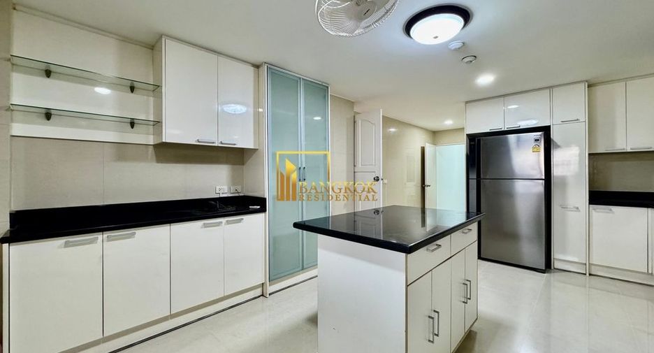 À louer 4 chambres appartement à Khlong Toei, Bangkok