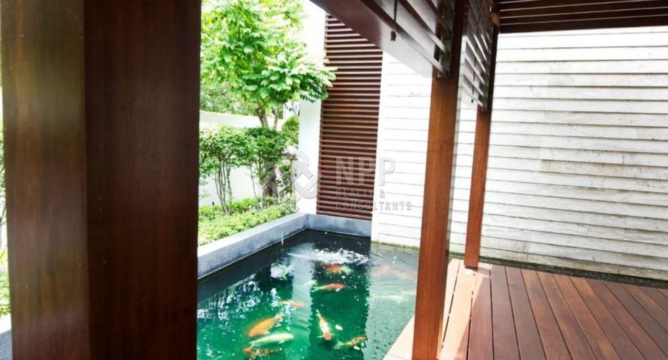 For sale 4 bedrooms house in Suan Luang, Bangkok