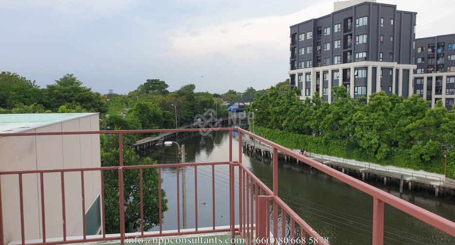 For sale 4 bedrooms house in Suan Luang, Bangkok