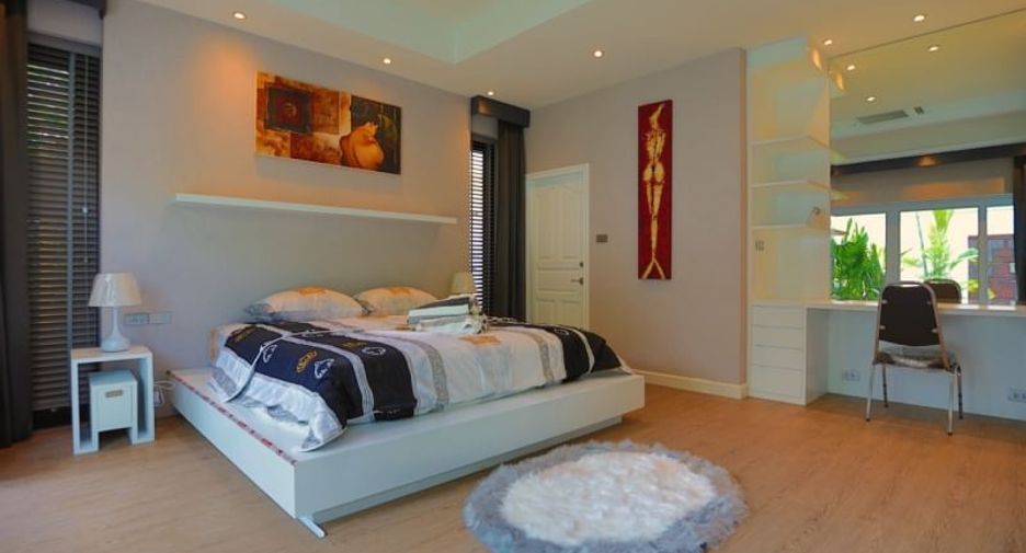 For sale 4 bedrooms villa in Bang Lamung, Chonburi