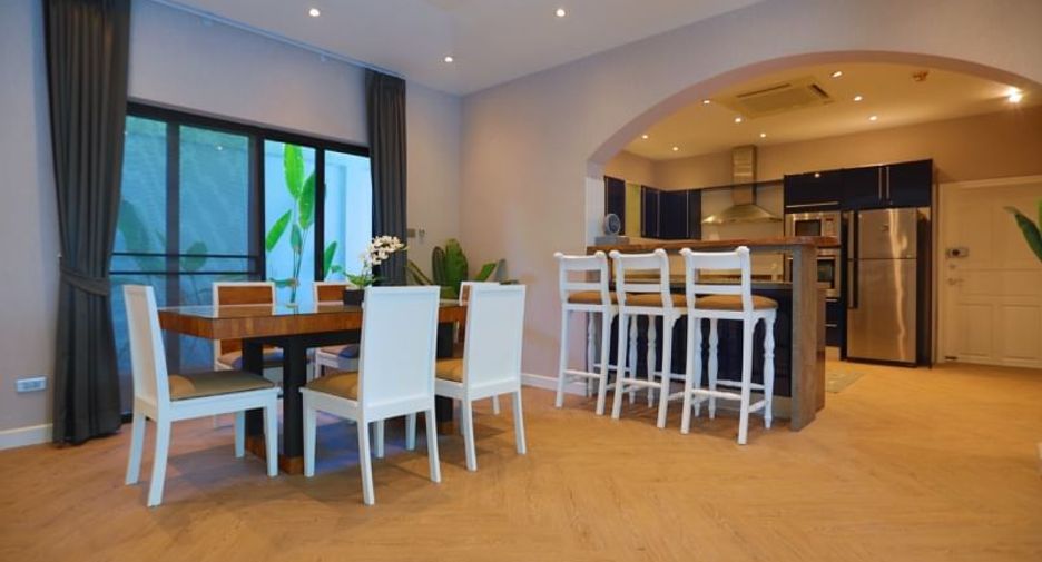 For sale 4 bedrooms villa in Bang Lamung, Chonburi