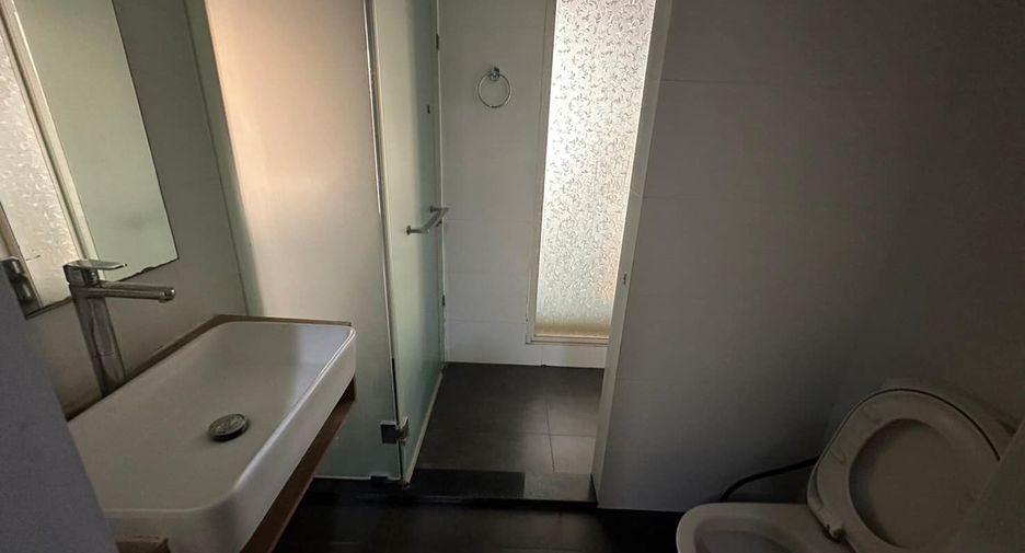 For sale 1 bed condo in Ratchathewi, Bangkok