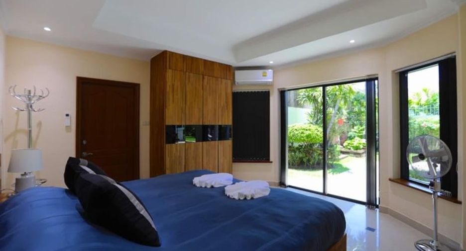 For sale 3 ベッドルーム villa in Bang Lamung, Chonburi
