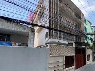 For sale スタジオ house in Bang Rak, Bangkok