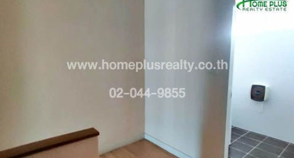 Casa adosada en venta de 1 habitaciones en Saphan Sung, Bangkok