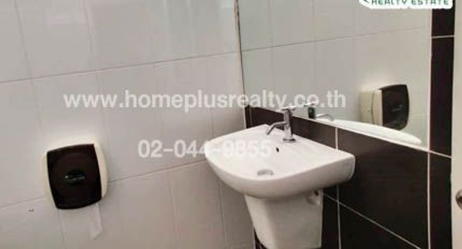 Casa adosada en venta de 1 habitaciones en Saphan Sung, Bangkok