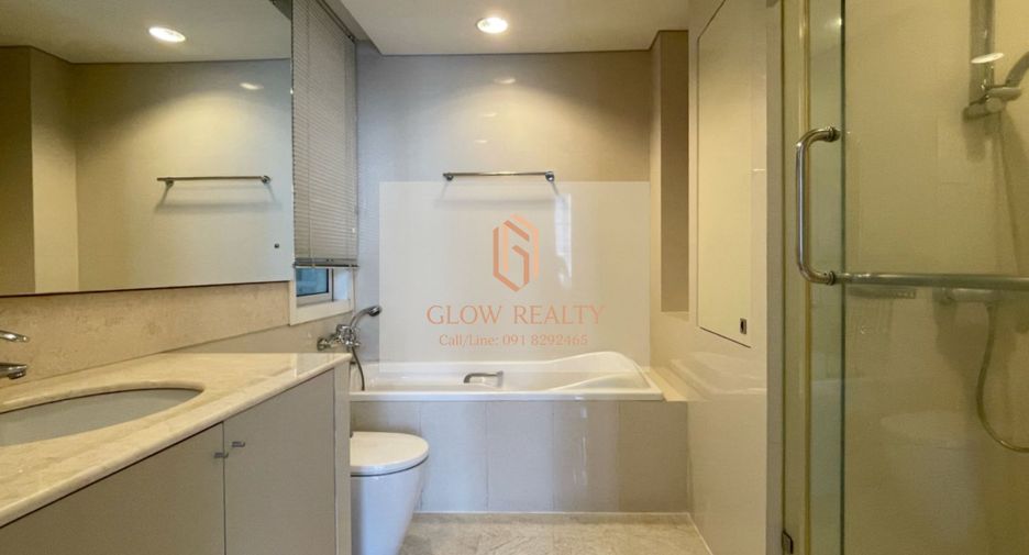 For rent 3 Beds condo in Khlong Toei, Bangkok