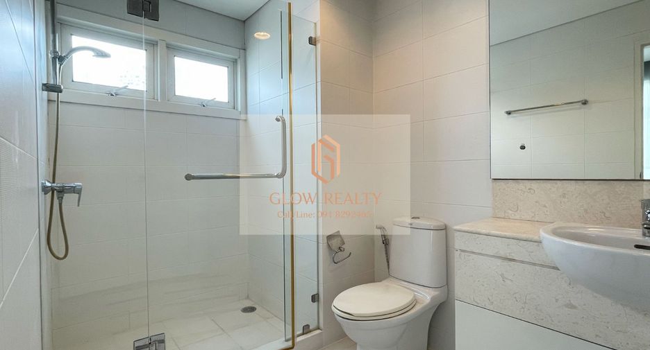 For rent 3 Beds condo in Khlong Toei, Bangkok