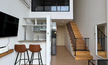 Condo en alquiler de 1 habitaciones en Khlong Toei, Bangkok