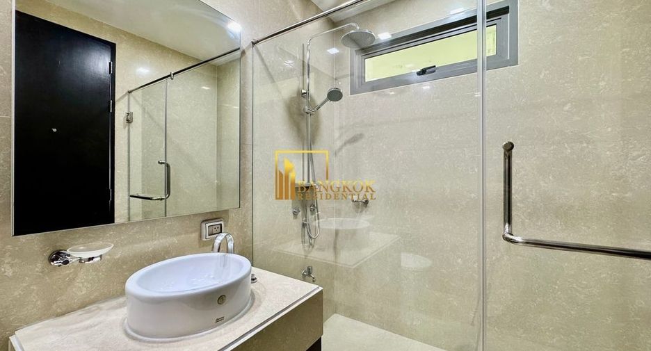 Wohnung zur Miete mit 2 Zimmer in Khlong Toei, Bangkok