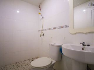 For sale 4 bed townhouse in Mueang Phetchabun, Phetchabun