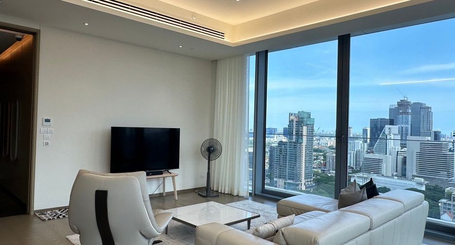For sale 3 Beds condo in Pathum Wan, Bangkok